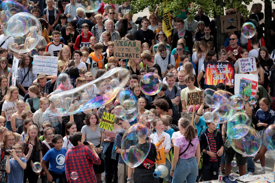 FFF-Demonstration im August in Berlin (Bild: Reuters/Reinhard Krause)