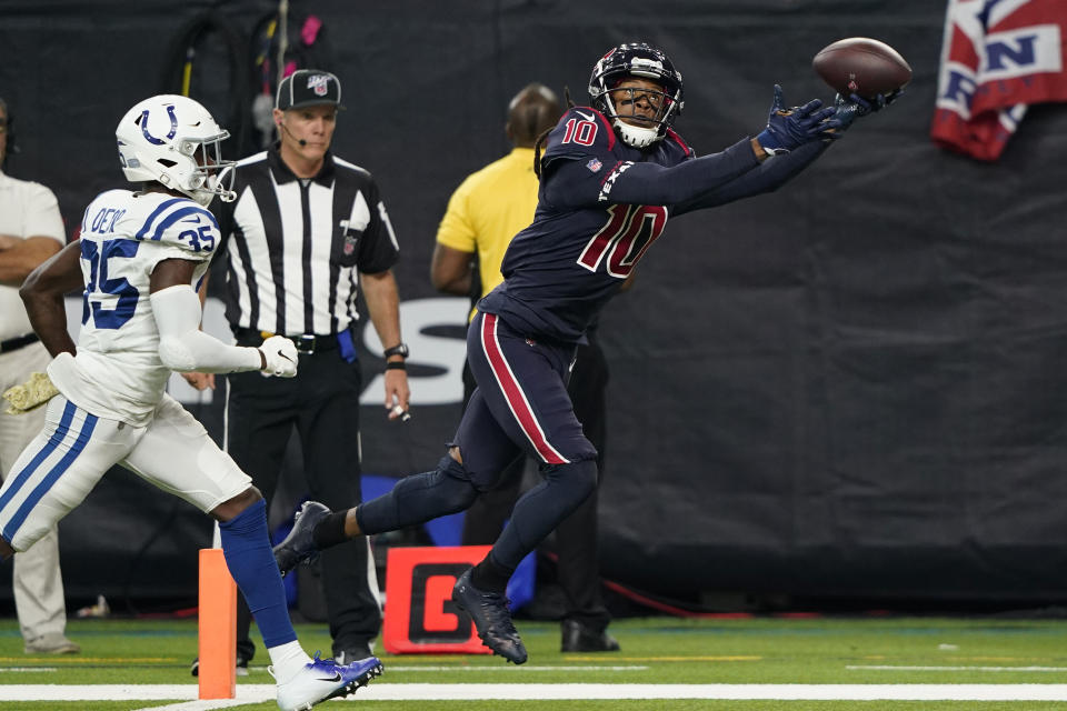 Houston Texans wide receiver DeAndre Hopkins (10) makes a touchdown catch past Indianapolis Colts cornerback Pierre Desir (35). (AP Photo/David J. Phillip)