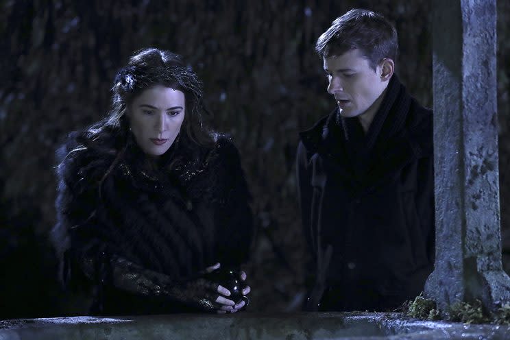 Jaime Murray as the Black Fairy and Giles Matthey as Gideon (Photo: Jack Rowand/ABC)