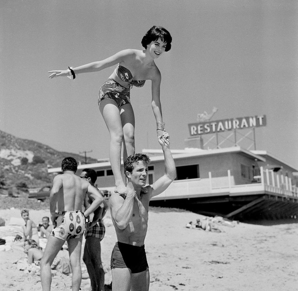   Earl Leaf/Michael Ochs Archives / Getty Images