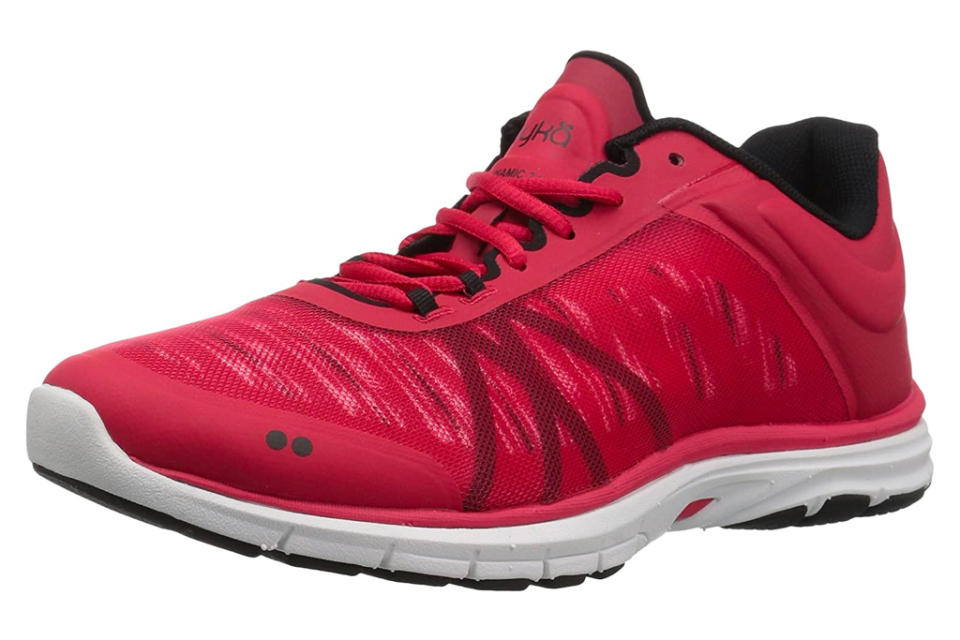 red sneakers, running shoes, rkya