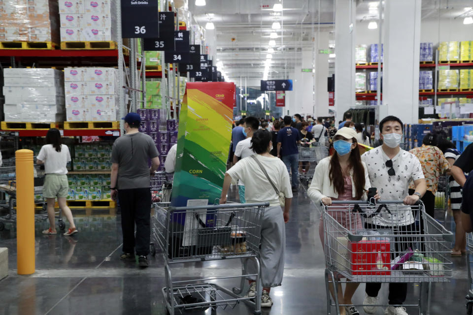 the inside of a sam's club