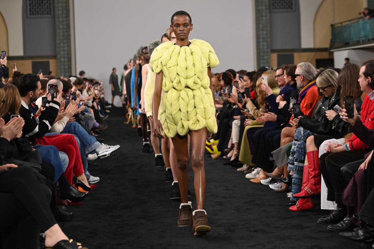 IA London – Runway – LFW February 2022 – A Shaded View on Fashion