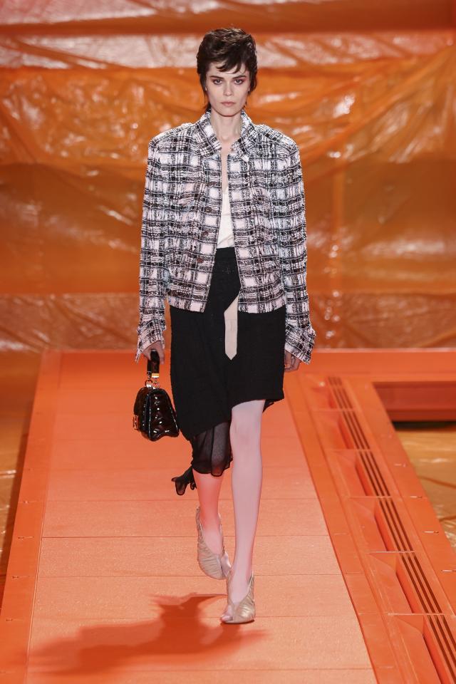 Creations of Louis Vuitton presented during 2019 Spring/Summer Women's  collection show in Paris (3) - People's Daily Online