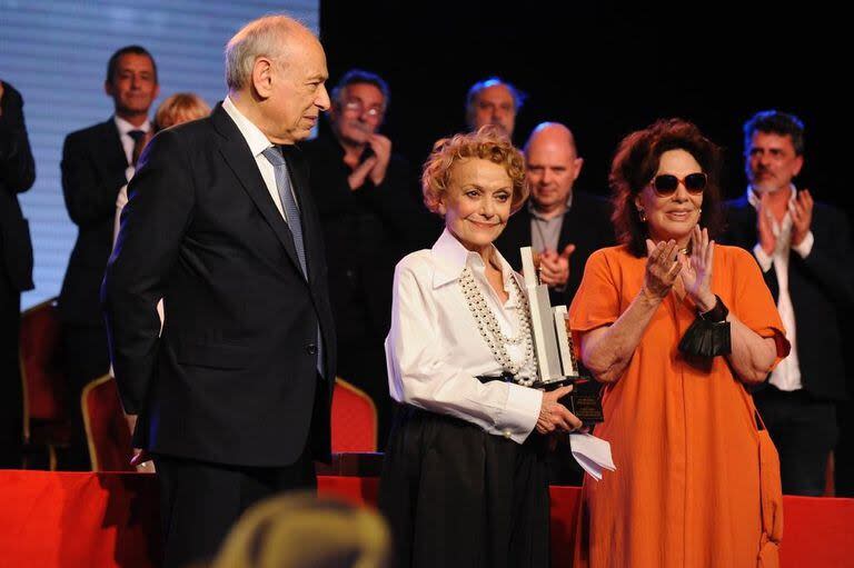 En 2021, Marilú Marini recibió el Premio Konex de Brillante 
