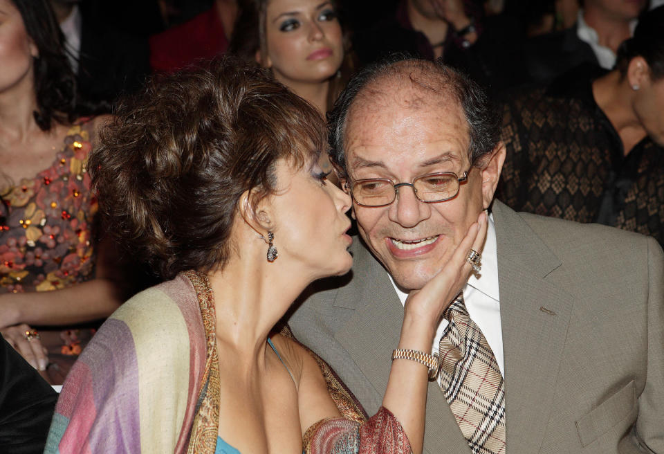 María Antonieta de las Nieves y su difunto esposo Gabriel Fernández en el 2007. (Photo by Alexander Tamargo/Getty Images)
