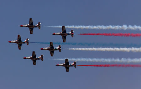 Pakistani jets perform aerobatic during Pakistan Day military parade in Islamabad, Pakistan, March 23, 2017. REUTERS/Faisal Mahmood