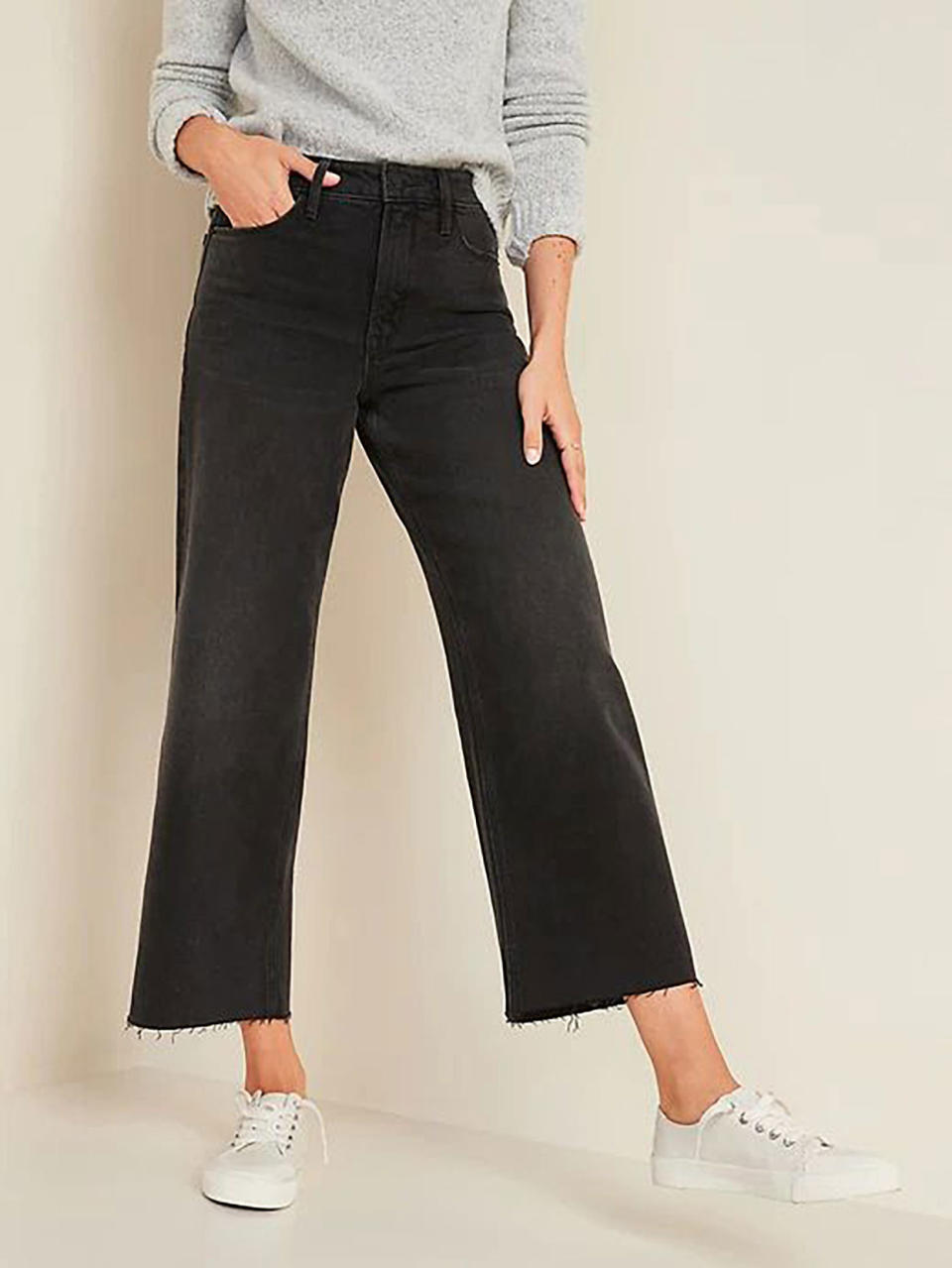 Old Navy High-Waisted, Wide-Leg Cut Off Jeans