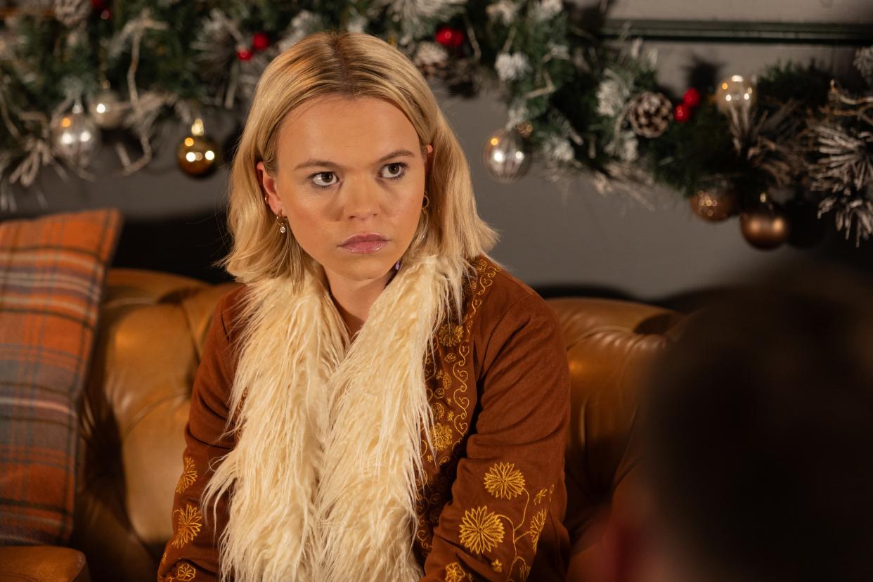  Dilly plots against Sienna in Hollyoaks . 