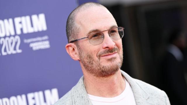 Darren Aronofsky wants everyone to know he pitched a R-rated Batman film 15  years ago