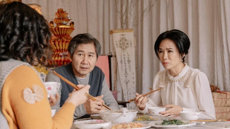 陳文彬、陳仙梅在《阿媽》飾演兄妹，片中因阿媽的喪事再度相聚。（圖／公視台語台提供）
