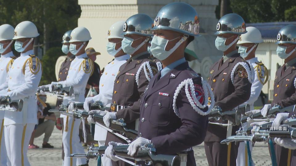 中正紀念堂撤離三軍儀隊，最快可能將於年底實施。