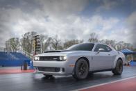 <p>It doesn't look like a brand-new car, because it's not meant to. Instead, the Demon scalps a big ol' hood scoop from its 2018 predecessor and adds new wheels and fenders without flares that help save weight.</p>