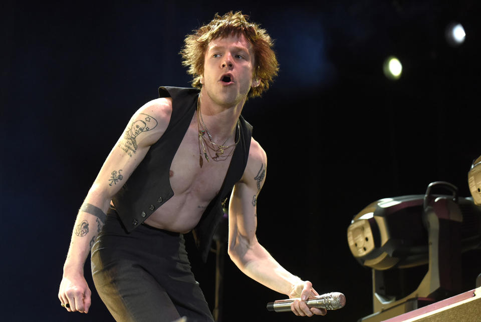 <p>Matt Shultz of Cage the Elephant performs during the 2017 Life is Beautiful Festival on September 23, 2017 in Las Vegas, Nevada.<br>(Photo by Tim Mosenfelder/Getty Images) </p>