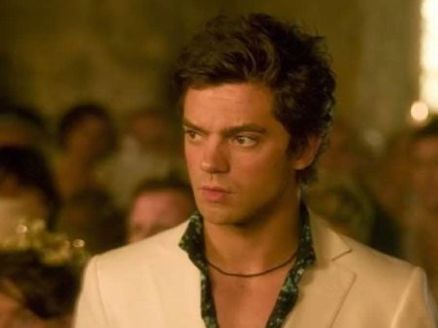 dominic cooper mamma mia