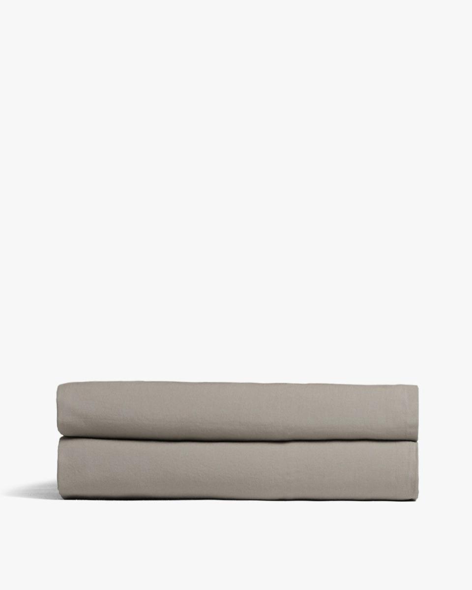 <p><a href="https://go.redirectingat.com?id=74968X1596630&url=https%3A%2F%2Fwww.parachutehome.com%2Fproducts%2Fpercale-fitted-sheet&sref=https%3A%2F%2Fwww.menshealth.com%2Fstyle%2Fa23408687%2Fbest-bedding%2F" rel="nofollow noopener" target="_blank" data-ylk="slk:Shop Now;elm:context_link;itc:0;sec:content-canvas" class="link ">Shop Now</a></p><p>Percale Fitted Sheet</p><p>parachutehome.com</p><p>$60.00</p>