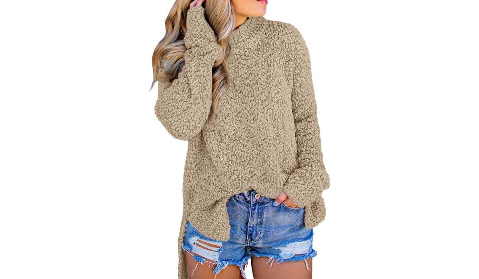 The high-low hem makes this sweater the perfect pair for leggings. (Photo: Amazon)