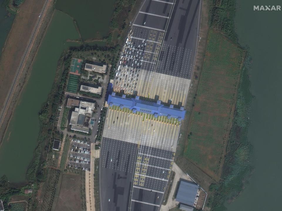 satellite toll plaza wuhan before coronavirus