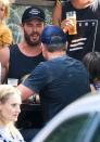 He's hit the pub with his bestie Chris Hemsworth to sink some frotthies.