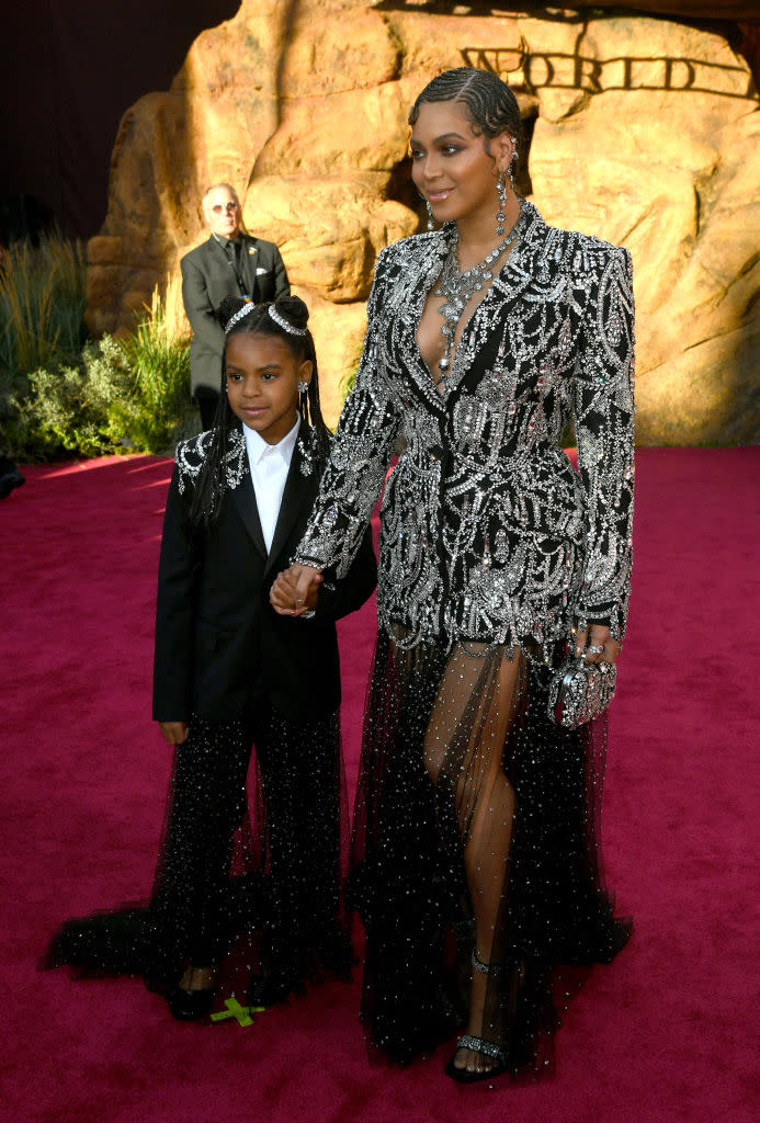 Blue Ivy Carter and Beyoncé dazzle at "The Lion King" premiere. (Photo: Kevin Winter/Getty Images) 