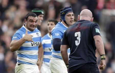 Rugby Union Britain - England v Argentina - 2016 Old Mutual Wealth Series - Twickenham Stadium, London, England - 26/11/16 England's Dan Cole speaks with Argentina's Agustin Creevy after he is sent to the sin bin Action Images via Reuters / Henry Browne Livepic