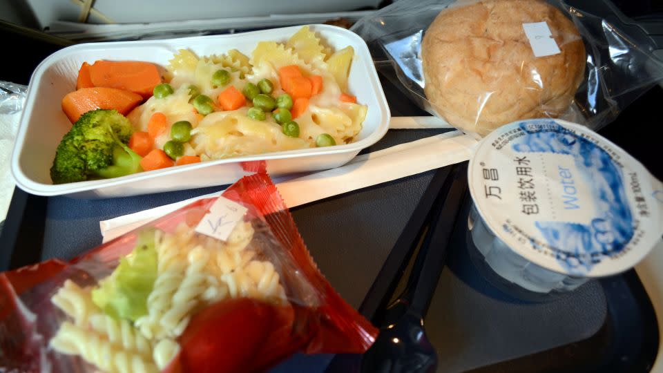 An in-flight meal on board a British Airways flight in 2019. - Rob Welham/Camera Press/Redux
