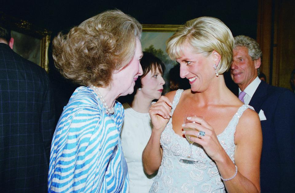 Princess Diana wore the ring to Christie’s in London in 1997. [Photo: Getty]