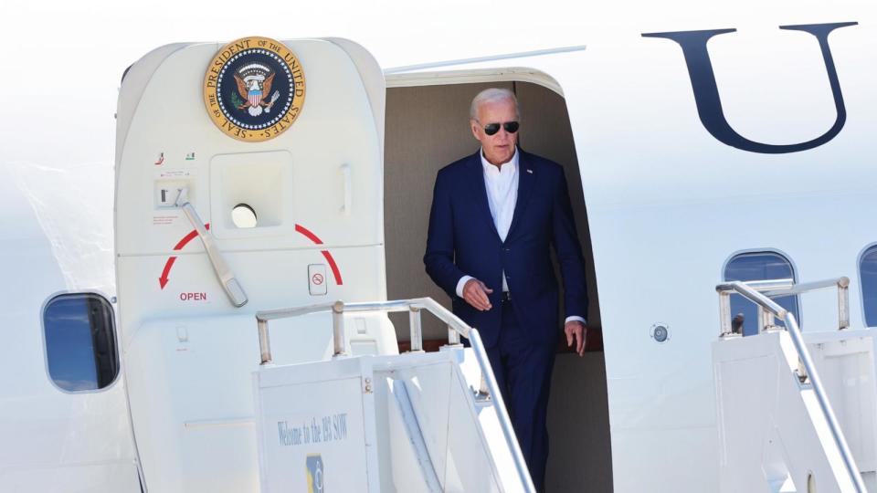 PHOTO: President Joe Biden prepares to disembark Air Force One as he arrives at Harrisburg International Airport on July 07, 2024 in Harrisburg, Penn. (Michael M. Santiago/Getty Images)