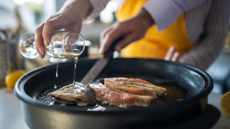 cooking fish with wine 