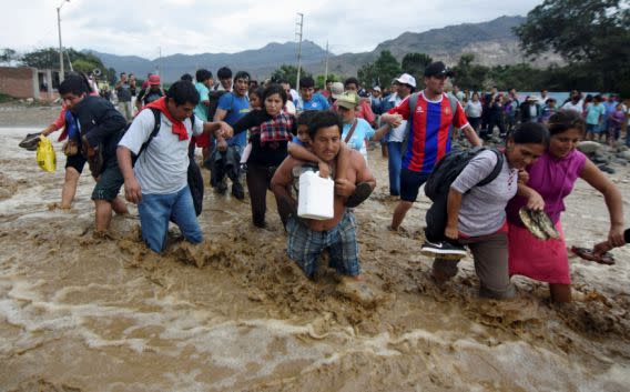 "El Niño Costero" continúa azotando a Perú, con 72 muertos