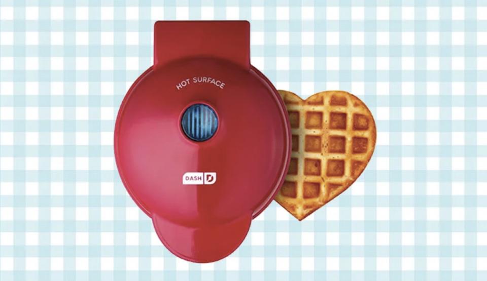 This $10 waffle maker has warmed the hearts of over 156,000 five-star fans on Amazon. (Photo: Amazon)
