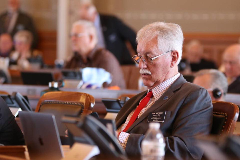 Rep. Jim Minnix, a Republican from Scott County, led the House Water Committee that advanced the bill pushing local groundwater districts to conserve water.