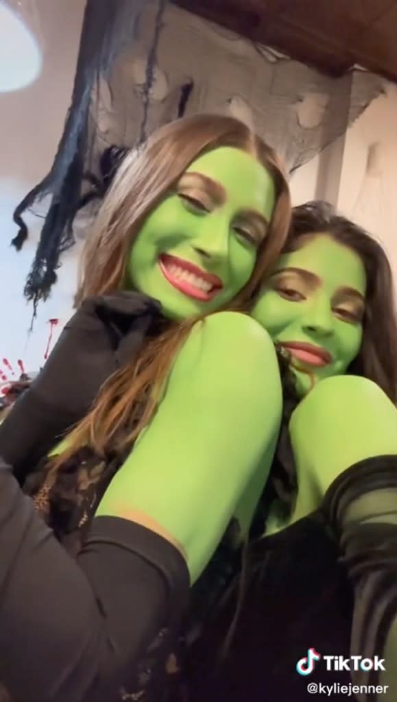 Kylie Jenner, Hailey Bieber, Halloween, TikTok