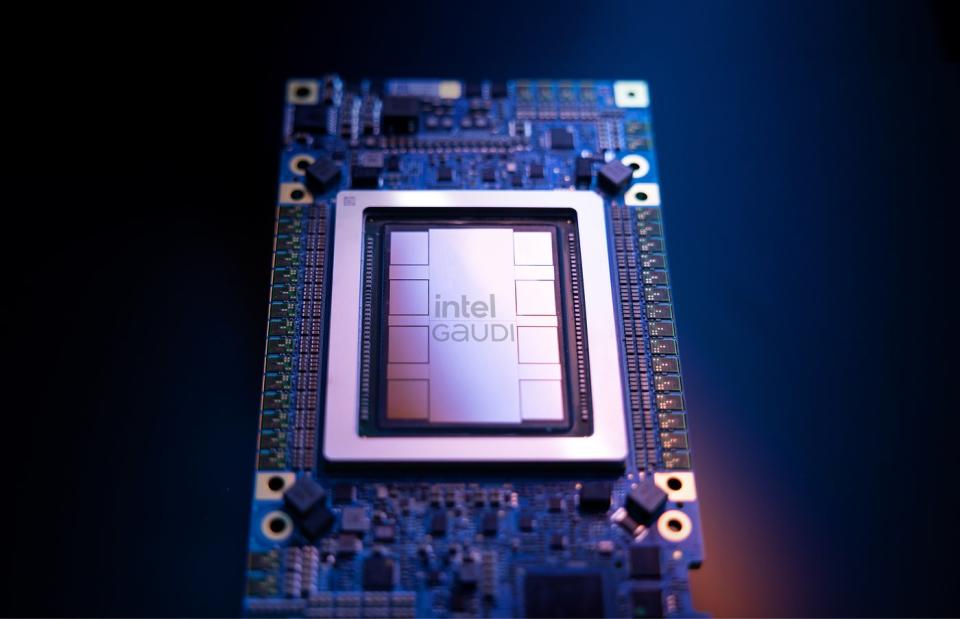 Intel Gaudi 3 AI Artificial Intelligence Chip