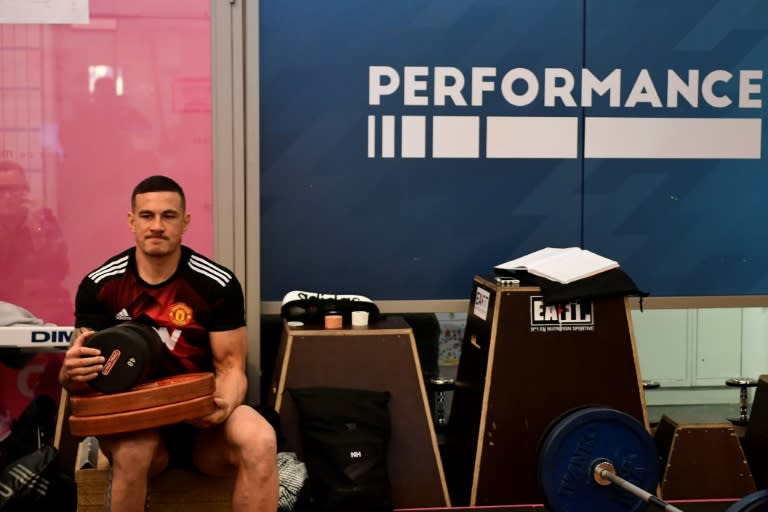 New Zealand All Blacks' centre Sonny Bill Williams attends a weight-lifting session at the Jean Bouin stadium in Paris, on November 6, 2017