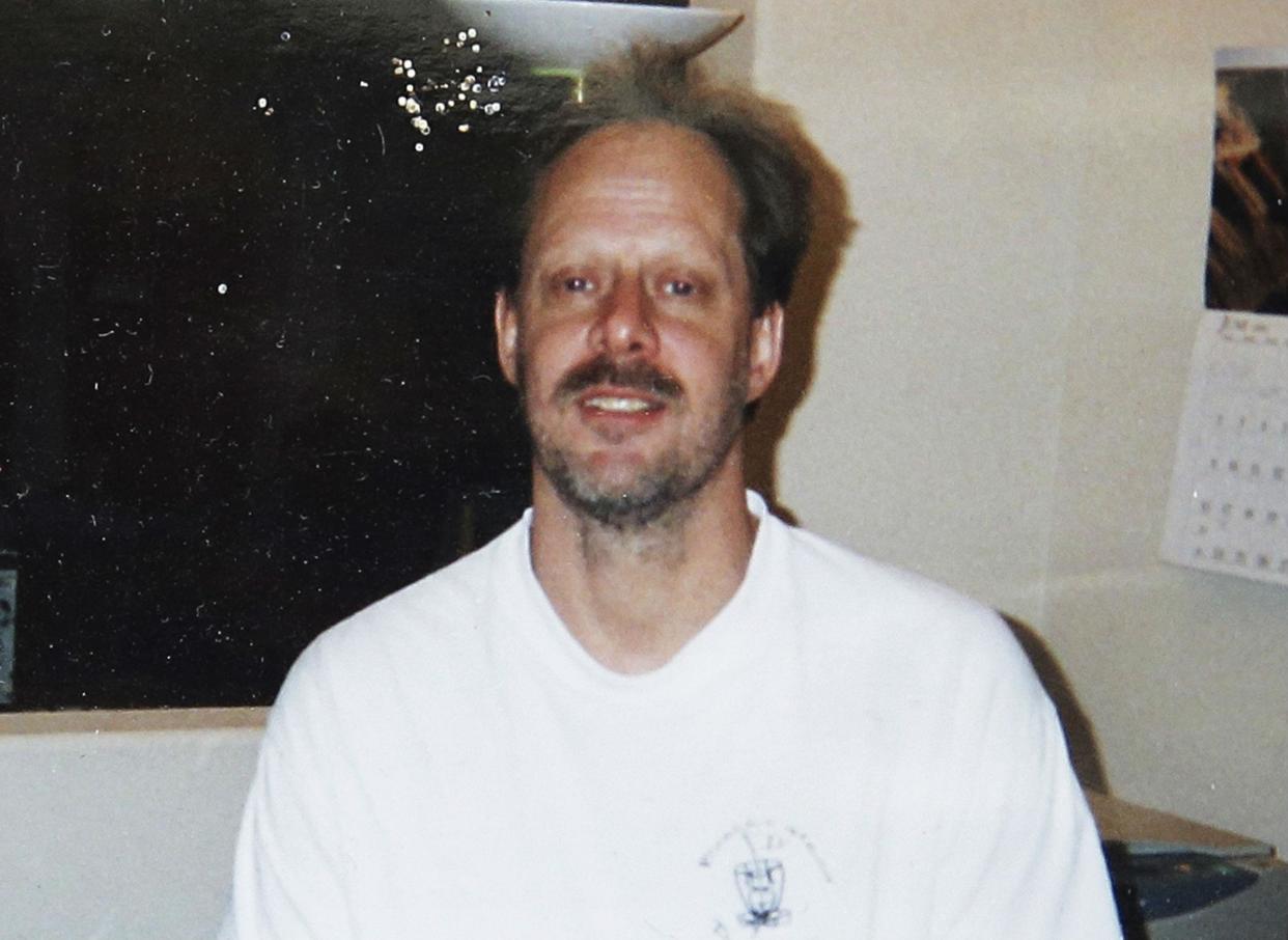 Stephen Paddock had ‘evaluated’ every part of his high-rise massacre, say police – who described him as ‘disturbed and dangerous’: AP
