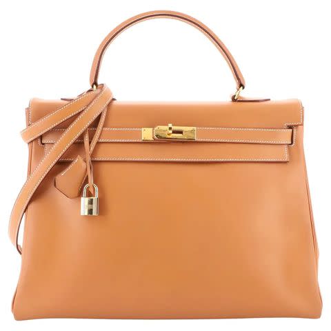 <p><a href="https://www.1stdibs.com/fashion/handbags-purses-bags/top-handle-bags/hermes-kelly-handbag-natural-chamonix-gold-hardware-35/id-v_18729752/?utm_content=condensed&allowUniversalLink=no&gclid=CjwKCAjwx_eiBhBGEiwA15gLNwosLuZp-OMyG5YlGVBZb5bKzIlt8EmtQCQQR_pSu5VxTtqQwZbEkxoCD28QAvD_BwE&gclsrc=aw.ds" data-component="link" data-source="inlineLink" data-type="externalLink" data-ordinal="1" rel="nofollow">Hermes</a></p>