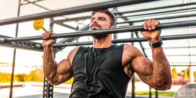 Hit Your Back and Biceps from Multiple Angles with This 350-rep