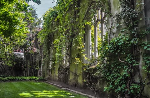 St Dunstan in the East Church Garden - Credit: Getty