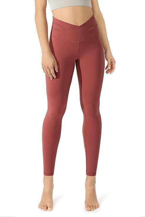 Fabletics Women's Oasis PureLuxe High-Waisted 7/8 Legging, Workout, Yoga,  Light Compression, Buttery Soft, XL, Black at  Women's Clothing store