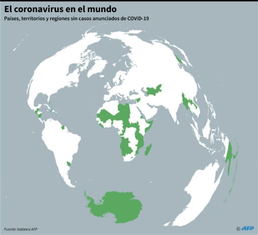 Mapa con los países que aún no declararon casos del nuevo coronavirus, al 13 de marzo (AFP | Patricio ARANA)