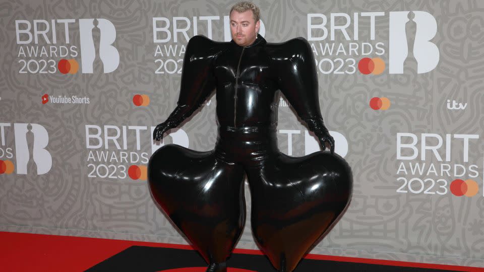 Singer Sam Smith seen in a HARRI creation at the BRIT Awards in London, February 2023. - LANDMARK MEDIA/Alamy Stock Photo/Courtesy the Design Museum