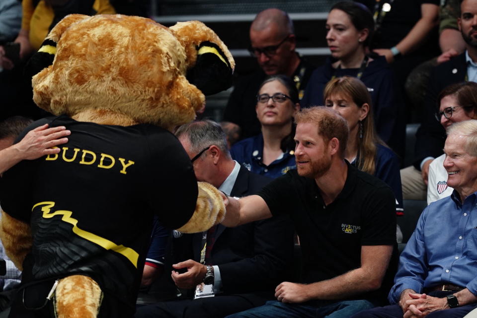 le prince Harry lors du match rugby fauteuil