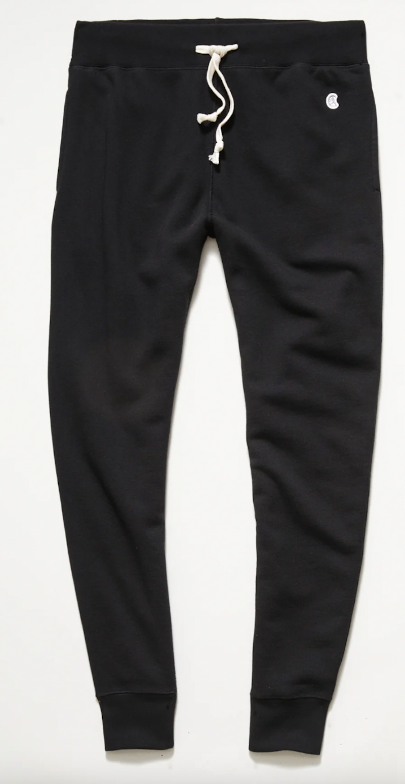 <p><a href="https://go.redirectingat.com?id=74968X1596630&url=https%3A%2F%2Fwww.toddsnyder.com%2Fproducts%2Fslim-jogger-sweatpant-black-1%3Fgad_source%3D1%26gclid%3DCjwKCAiAu9yqBhBmEiwAHTx5p42tpipb1TGZJ7BbFIA52nVRj-ADSrQj0S9x7ScuhrV4Th5NUtCgzBoCkMoQAvD_BwE&sref=https%3A%2F%2Fwww.esquire.com%2Fstyle%2Fmens-fashion%2Fg36411489%2Fbest-joggers-for-men%2F" rel="nofollow noopener" target="_blank" data-ylk="slk:Shop Now;elm:context_link;itc:0;sec:content-canvas" class="link ">Shop Now</a></p><p>Midweight Slim Joggers</p><p>toddsnyder.com</p><p>$118.00</p>