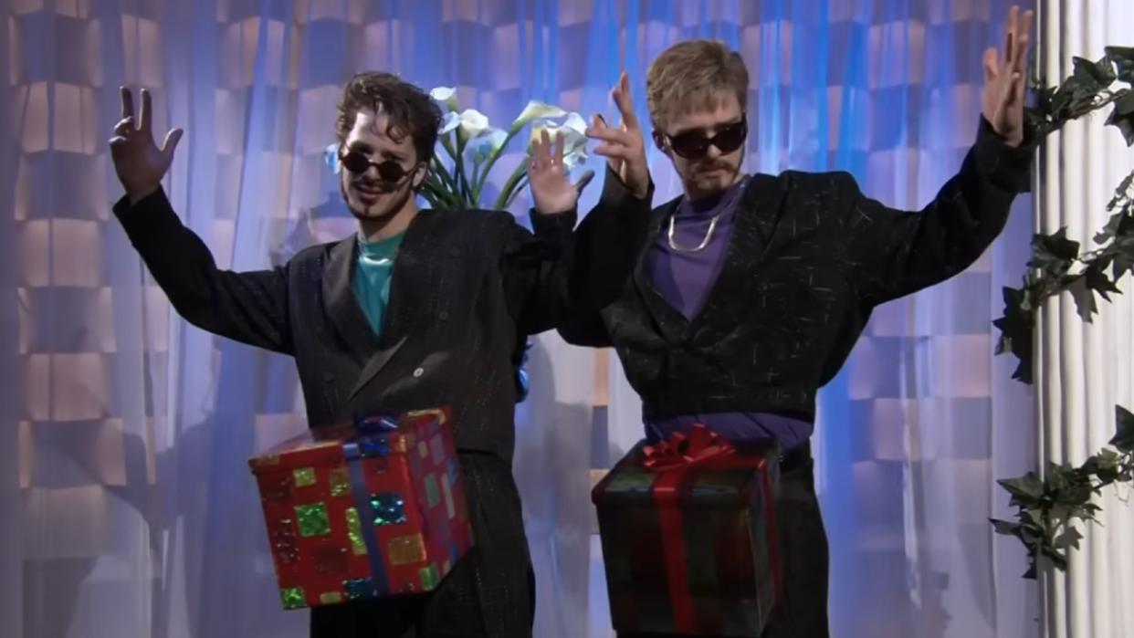  Andy Samberg and Justin Timberlake in the "Dick in a Box" digital short for Saturday Night Live. 