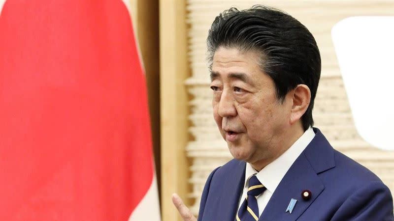 日本前首相安倍晉三等國會議員私下出很多力，日本迅速供應124萬劑AZ疫苗給台灣。（圖／翻攝自kantei IG）