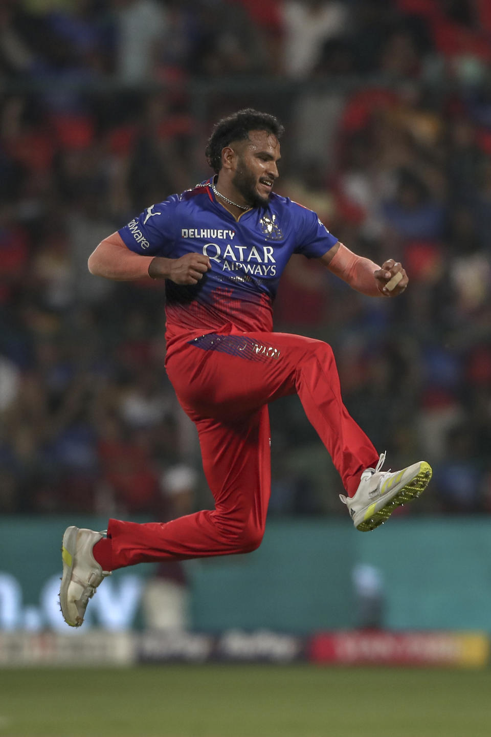 Royal Challengers Bengaluru's Vijaykumar Vyshak celebrates the dismissal of Gujarat Titans' Vijay Shankar during the Indian Premier League cricket match between Royal Challengers Bengaluru and Gujarat Titans in Bengaluru, India, Saturday, May 4, 2024. (AP Photo)