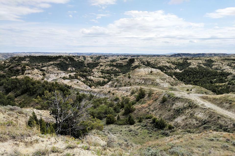 North Dakota: Maah Daah Hey Trail