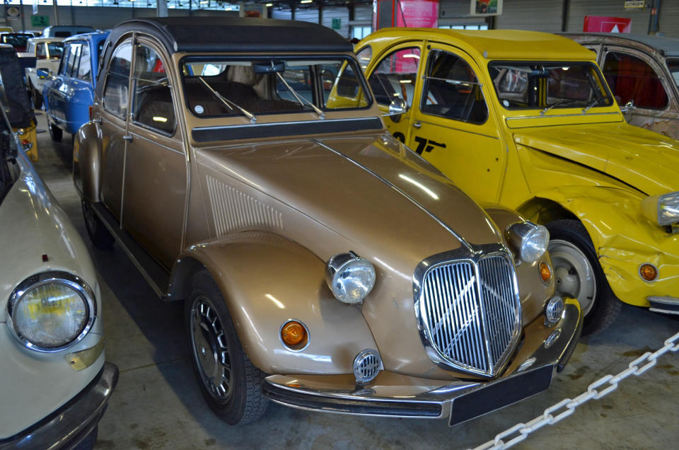 <p>The 2CV celebrated its 26th birthday in 1974. Citroën understandably wondered how many more the model would see. It somewhat puzzlingly tried rejuvenating the 2CV by giving it a retro-inspired makeover with styling cues liberally borrowed from the Traction Avant.</p><p>Named 2CV Super, it also received a fixed metal roof and a flat-four engine from the GS that required extending the front end. The project reached an advanced stage before Citroën canceled it.</p>