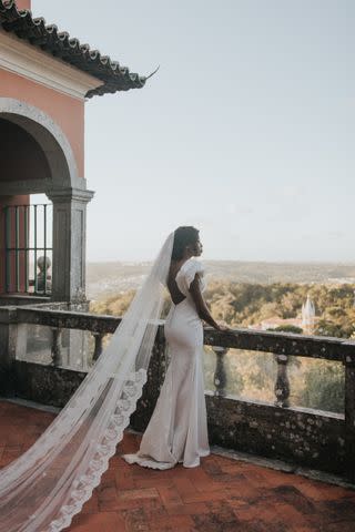 Pearl Wedding Veil in Woodland Elopement - Rock My Wedding